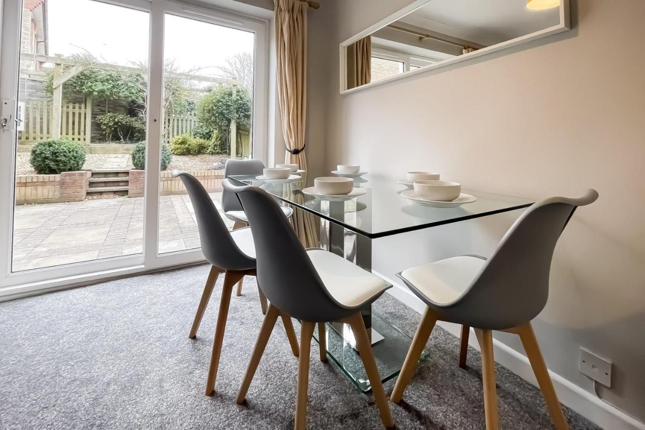 Wester-Moor Comfy Modern House In Barnstaple By Staystay Com Exterior foto