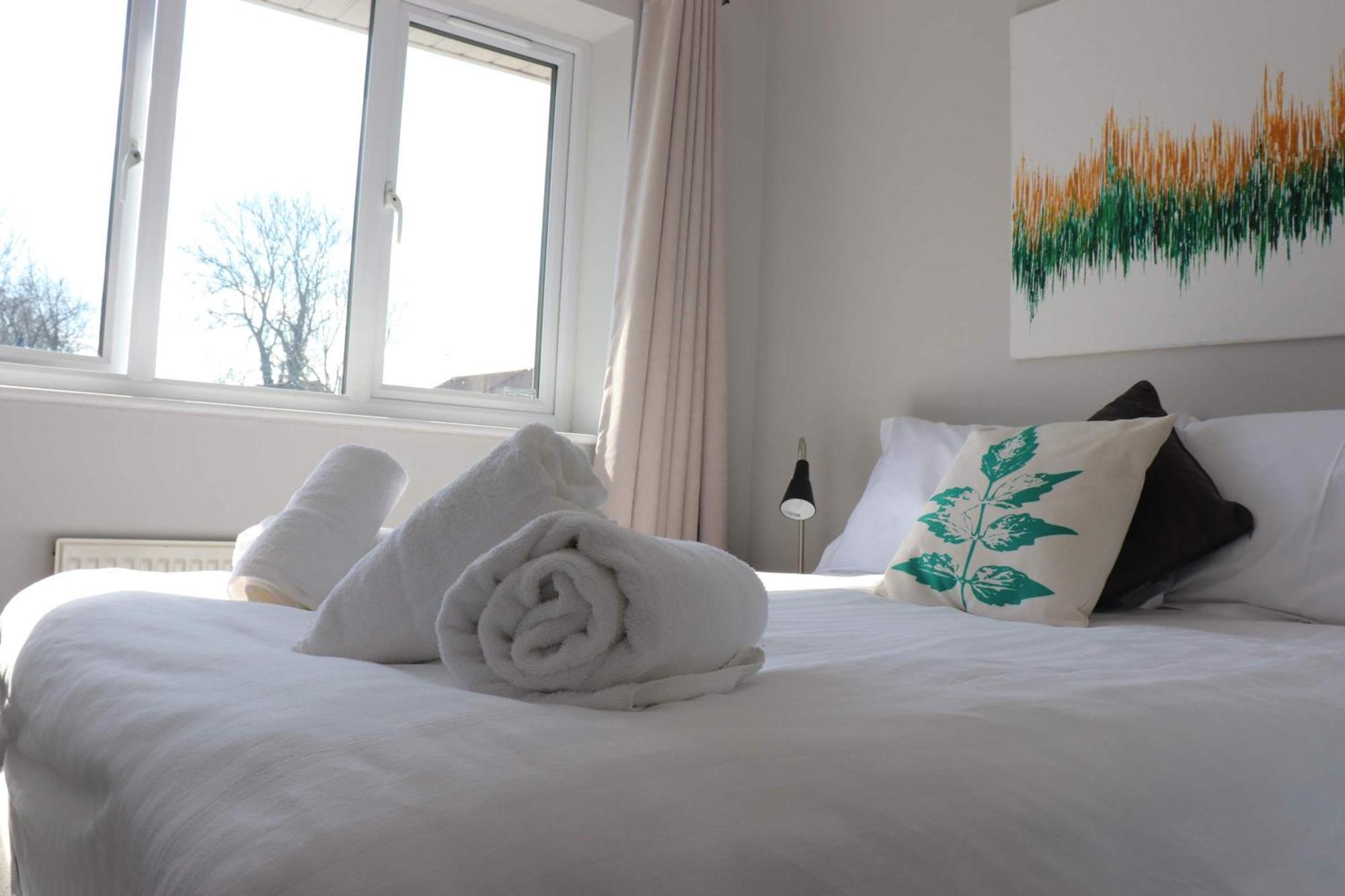 Wester-Moor Comfy Modern House In Barnstaple By Staystay Com Exterior foto